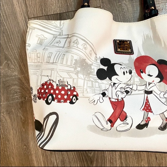 NWOT Dooney Disney Minnie & Mickey in Paris Flynn - Picture 10 of 11